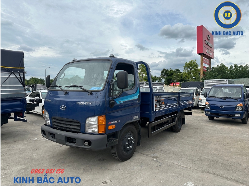 hyundai-n650l-3-5-tan-thung-lung-dai-4m5 (2) Hyundai N650L 3.5 tấn thùng lửng dài 4m5