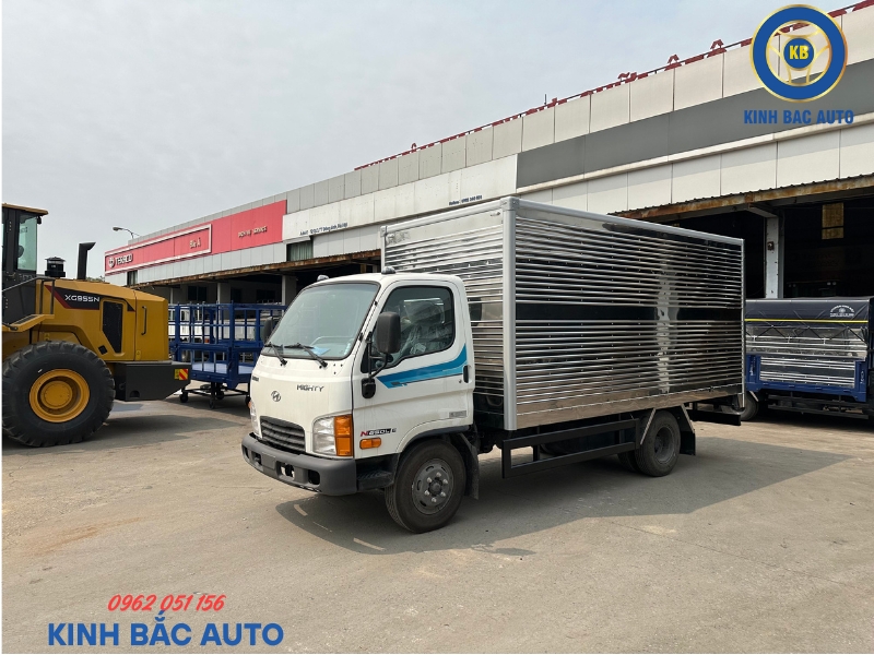 hyundai-n650l-35-tan-thung-kin-dai-4m5 (3) Hyundai N650L 3,5 tấn thùng kín dài 4m5