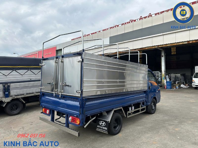 hyundai-porter-h150-1-5-tan-thung-mui-bat-dai-3m1 (3) Hyundai Porter H150 1.5 tấn thùng mui bạt dài 3m1