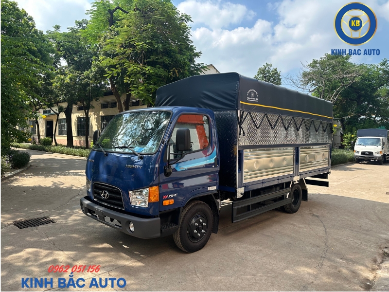 hyundai-w750-3-5-tan-thung-bat-dai-4m5 Hyundai W750 3,5 tấn thùng bạt dài 4m5
