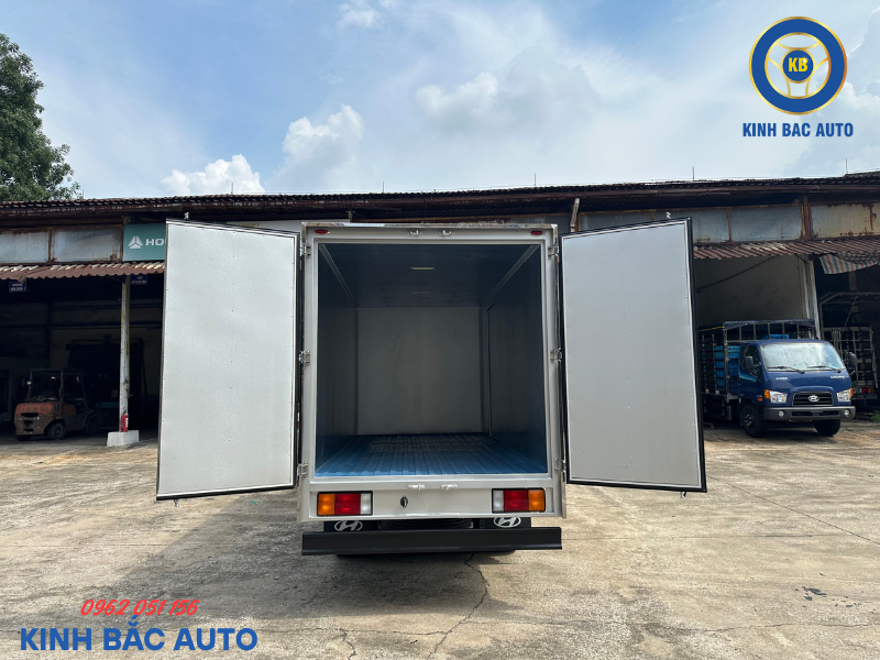 n550-25-tan-thung-4m5-cao-1m9 (5)