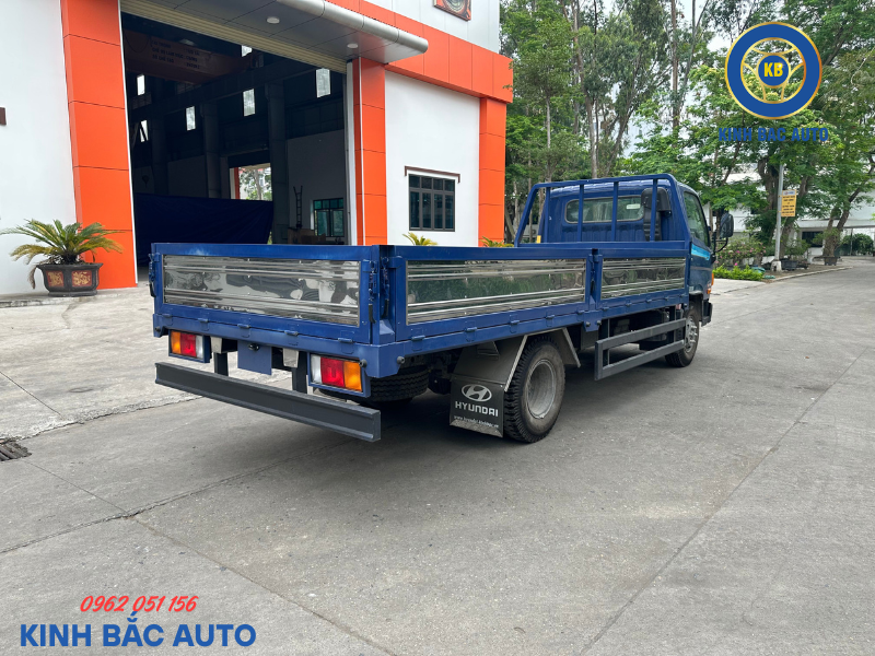 Ứng dụng của xe W11S 7 tấn thùng lửng dài 5m